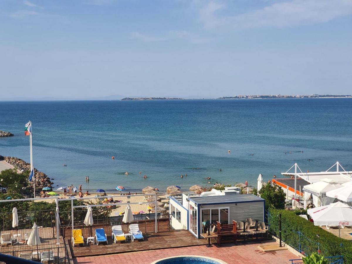 Sveti Vlas Marina Beach Apartment - Vega Village Buitenkant foto