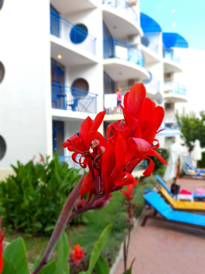 Sveti Vlas Marina Beach Apartment - Vega Village Buitenkant foto