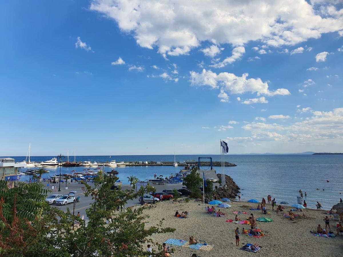 Sveti Vlas Marina Beach Apartment - Vega Village Buitenkant foto