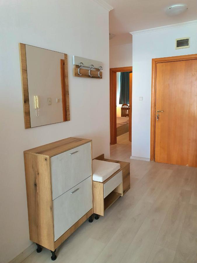 Sveti Vlas Marina Beach Apartment - Vega Village Buitenkant foto